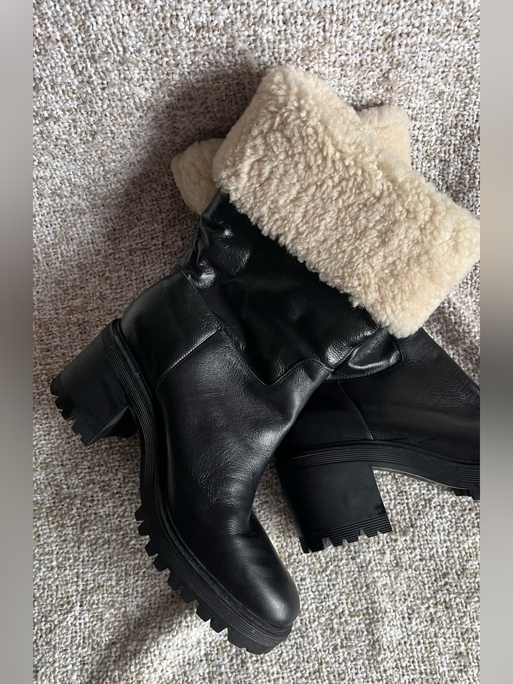 Size 11 Marc Fisher LTD Black Leather Shearling Cuff Block Heel Boots